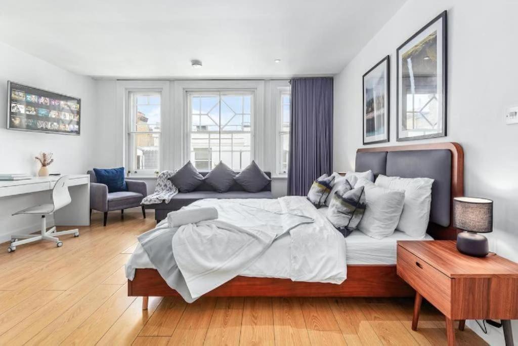 1 Bedroom Flat Piccadilly Sleep 7 In London Vr10 Esterno foto